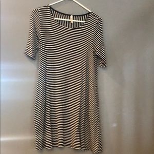 A-line, Cotton, Shortsleeved Dress with Pockets